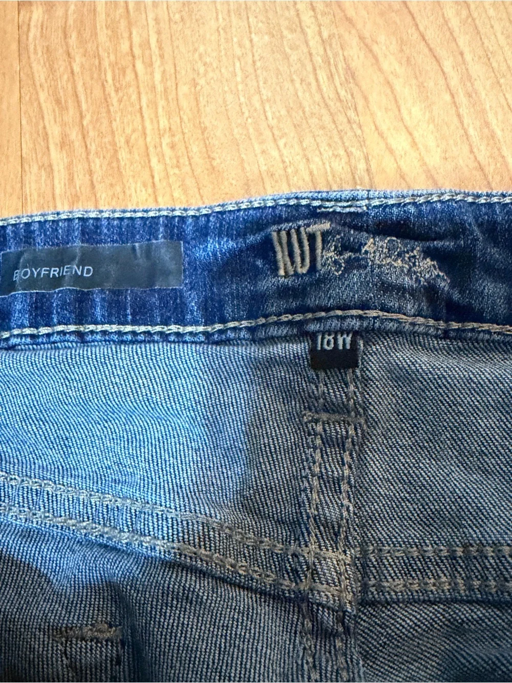 KUT From The Kloth Slouchy Boyfriend Jeans Women's 18W Medium Wash Stretch Denim